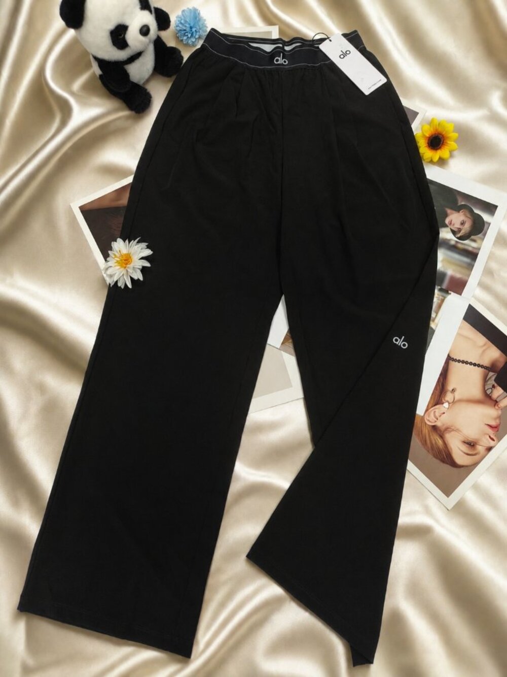 Alo Yoga Black Regular 30-inch Trouser Women's XS💞/ smoke-free households😊 - Picture 2 of 8